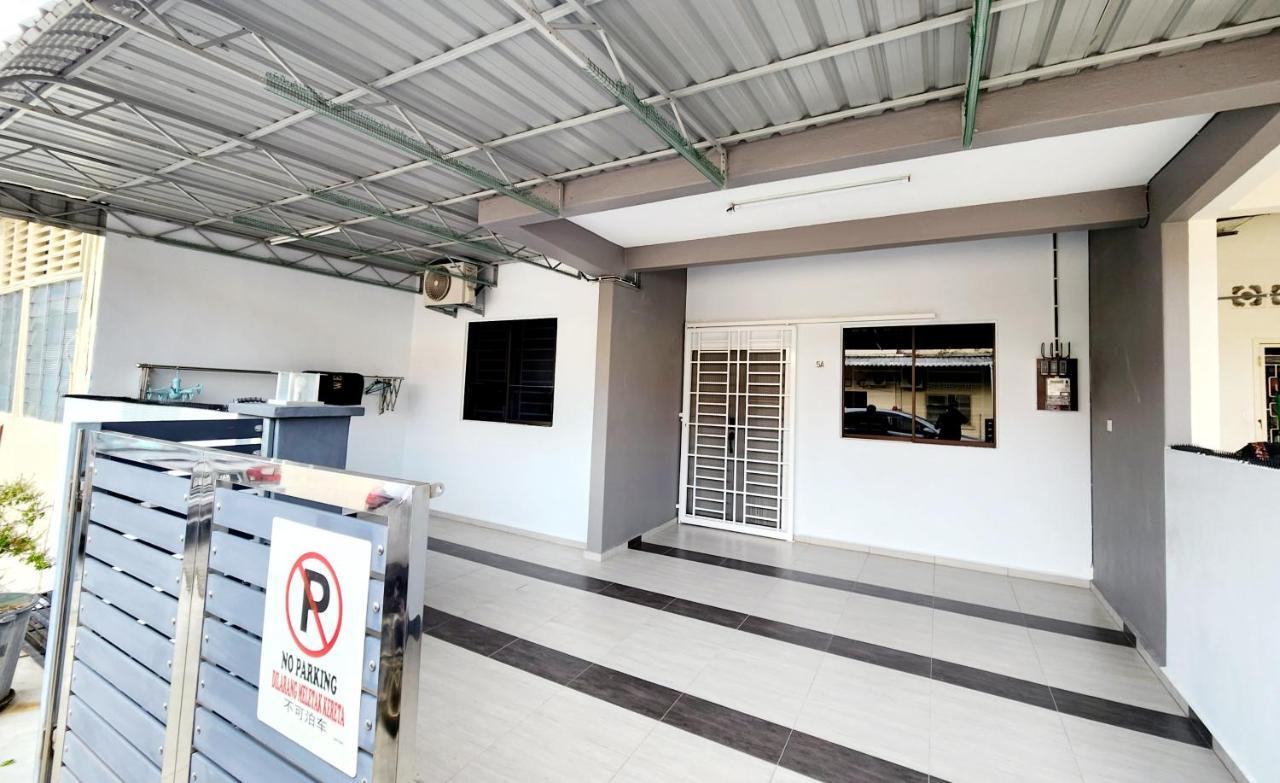 Bk House Melaka Villa Exterior photo